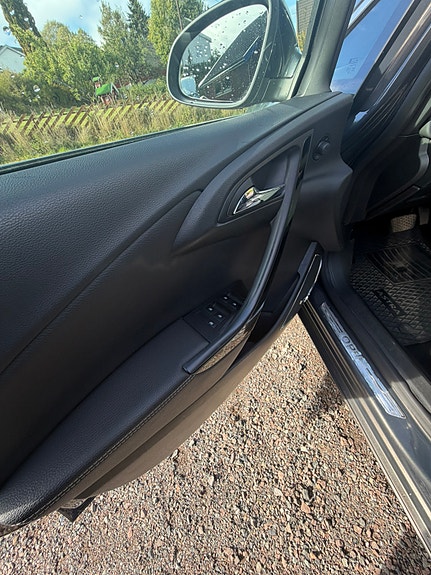 Opel Astra 16 of 30
