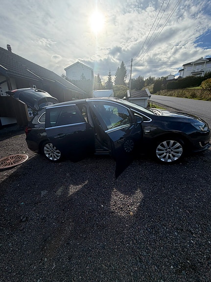 Opel Astra 20 of 30