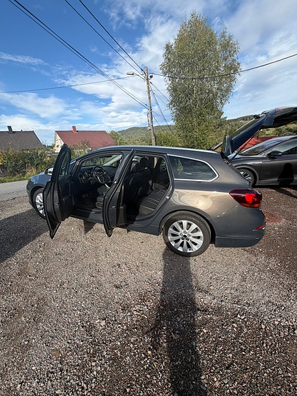 Opel Astra 17 of 30