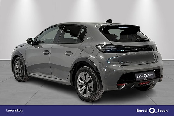 Peugeot e-208 3 of 26
