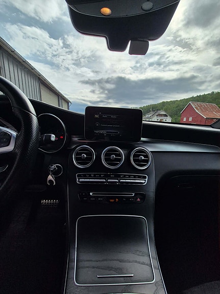 Mercedes-Benz GLC220 d 11 of 14