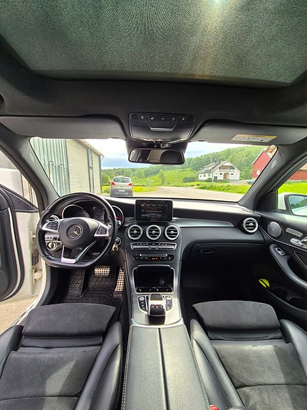 Mercedes-Benz GLC220 d 7 of 14