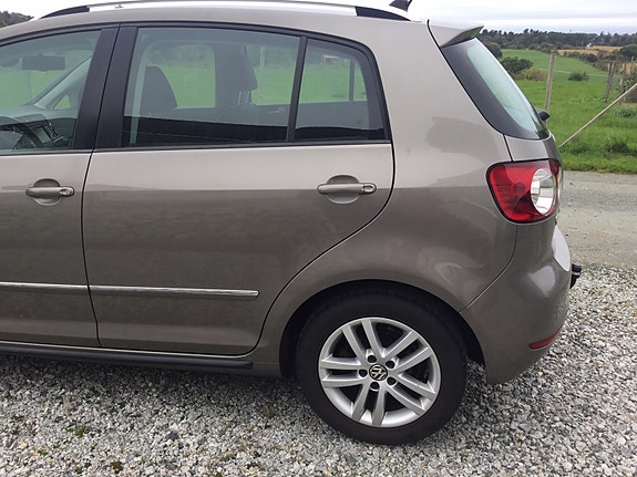 Volkswagen Golf Plus 6 of 16