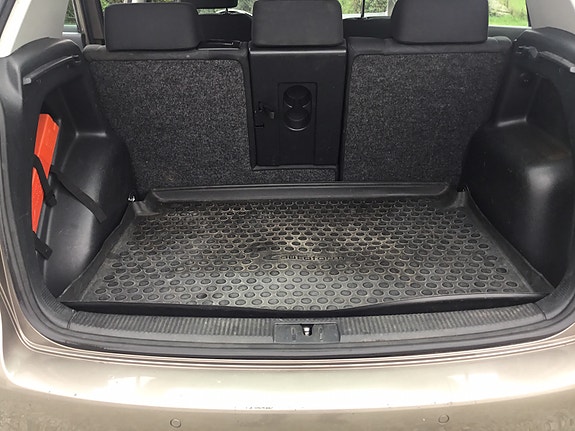 Volkswagen Golf Plus 15 of 16