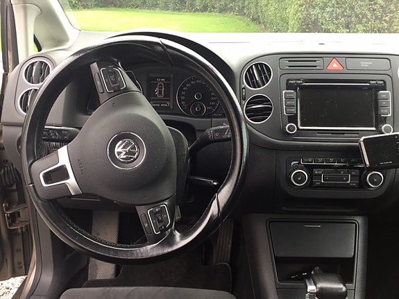 Volkswagen Golf Plus 11 of 16