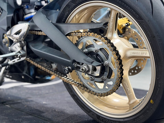 Triumph Street Triple 675 R 21 of 24