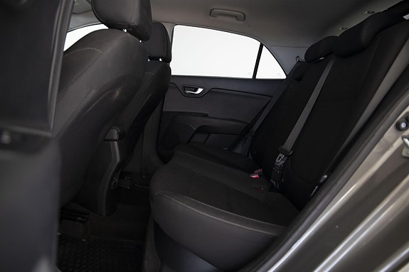 Kia Rio 22 of 27