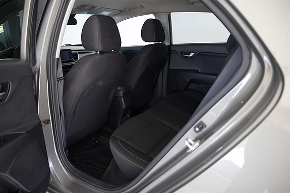 Kia Rio 21 of 27