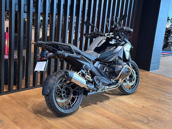 BMW R 1300 GS "Fullutstyrt" - Få med koffersett! 3 of 13