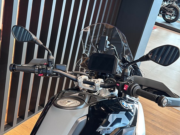 BMW R 1300 GS "Fullutstyrt" - Få med koffersett! 11 of 13