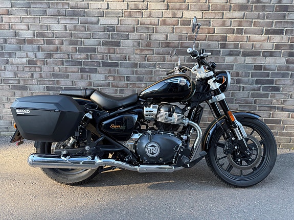 Royal Enfield Super Meteor 650 11 of 11
