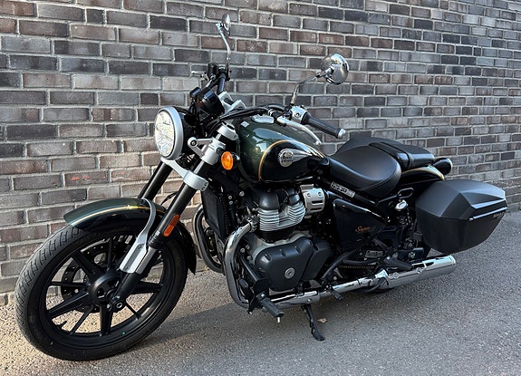 Royal Enfield Super Meteor 650 7 of 11