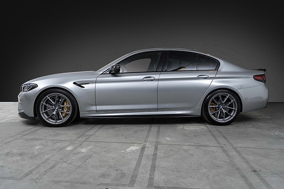 BMW M5 4 of 30