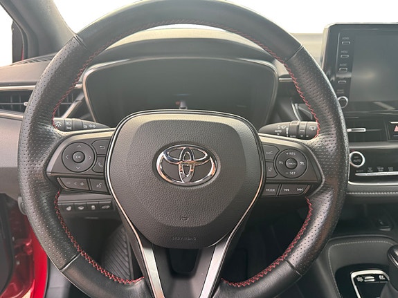 Toyota Corolla 11 of 19