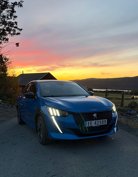 Peugeot 208 6 of 13