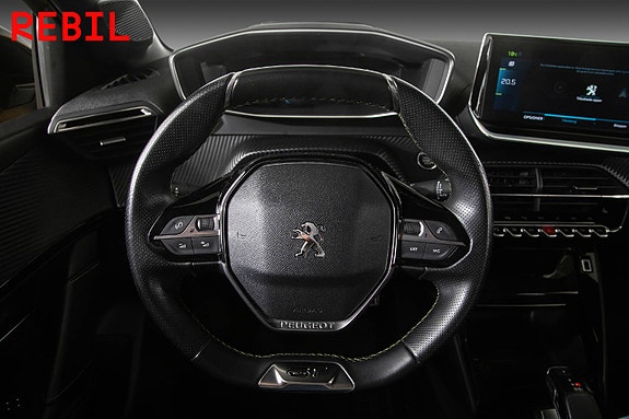 Peugeot e-208 12 of 25