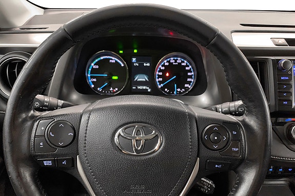Toyota RAV4 7 of 15