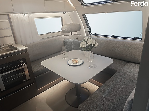 Adria Alpina 613 UT 4 of 19