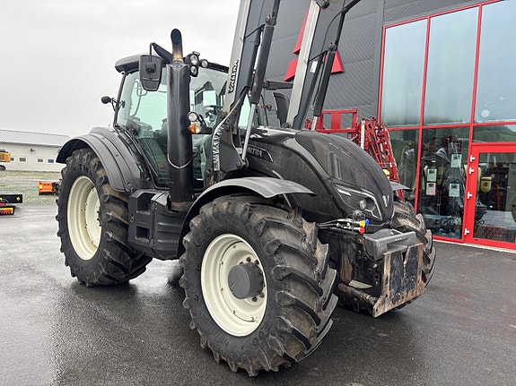 Valtra T 214 Direct 2016, kr 799 000,-