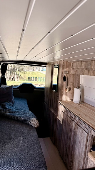 Volkswagen Transporter 7 of 19