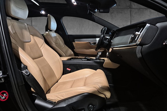 Volvo V90 17 of 23