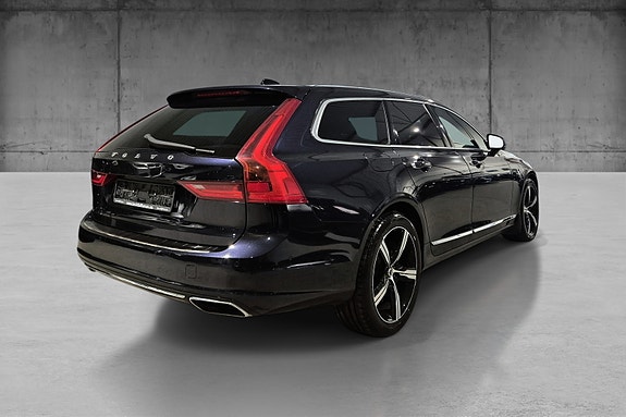 Volvo V90 5 of 23
