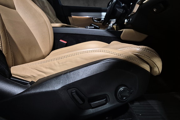 Volvo V90 18 of 23