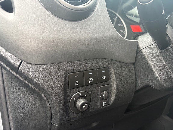 Peugeot Partner 16 of 30
