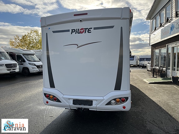 Pilote G740C, alde, tilhengerfeste, queenbed 3 of 30