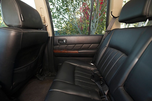 Nissan Patrol 18 of 21