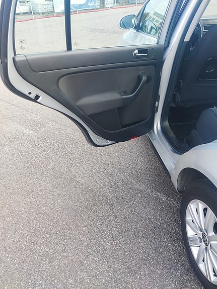 Volkswagen Golf Plus 14 of 23