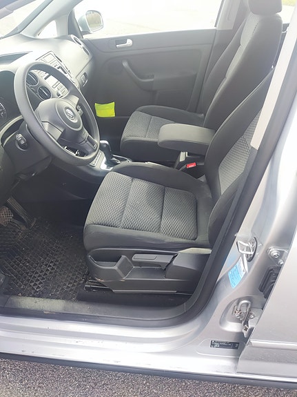 Volkswagen Golf Plus 19 of 23
