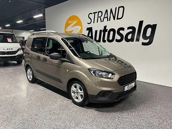 Ford Transit Courier 2 of 18
