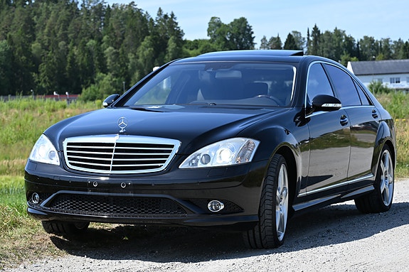 Mercedes-Benz S550 3 of 22
