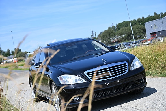 Mercedes-Benz S550 4 of 22