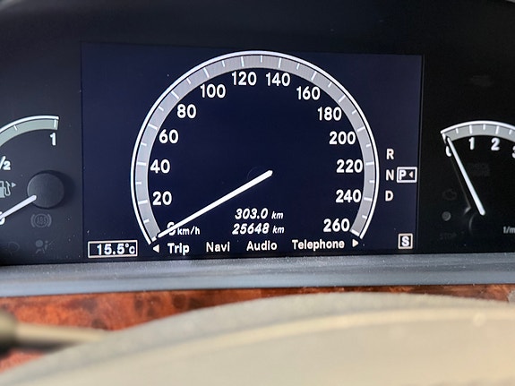 Mercedes-Benz S550 15 of 22