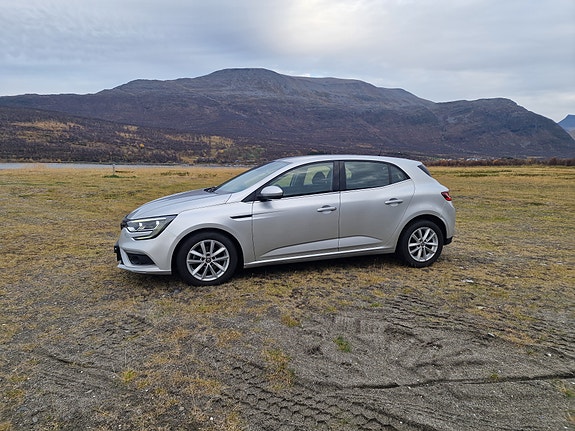Renault Megane IV 4 of 14