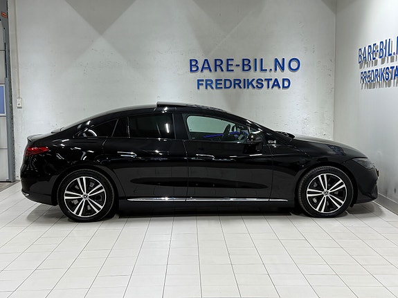 Mercedes-Benz EQE350 9 of 30