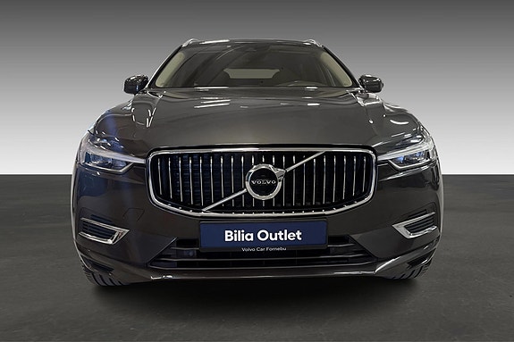 Volvo XC60 2 of 24