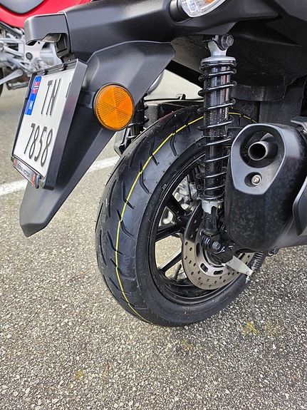 Yamaha Tricity 300 5 of 10