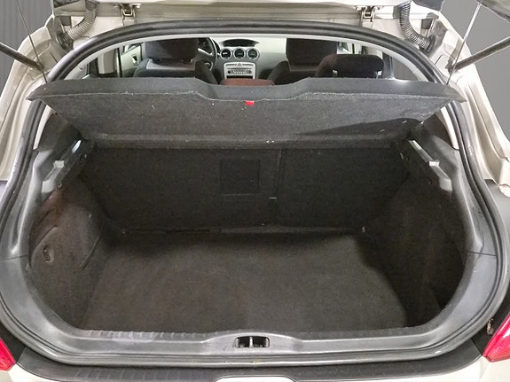 Peugeot 308 21 of 25