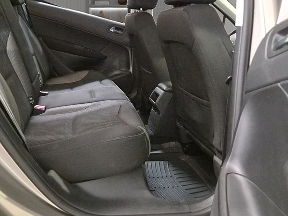 Peugeot 308 19 of 25