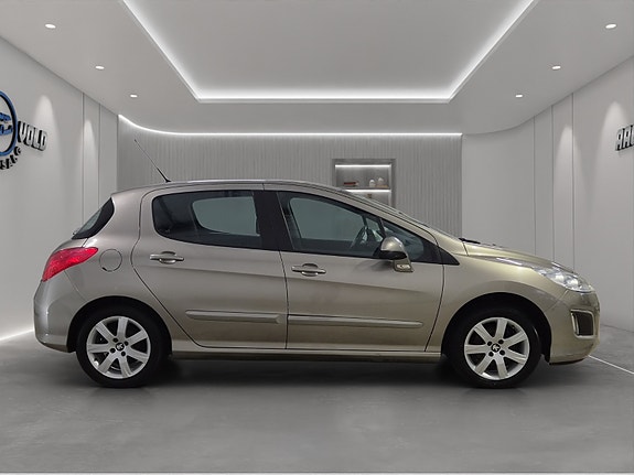 Peugeot 308 6 of 25