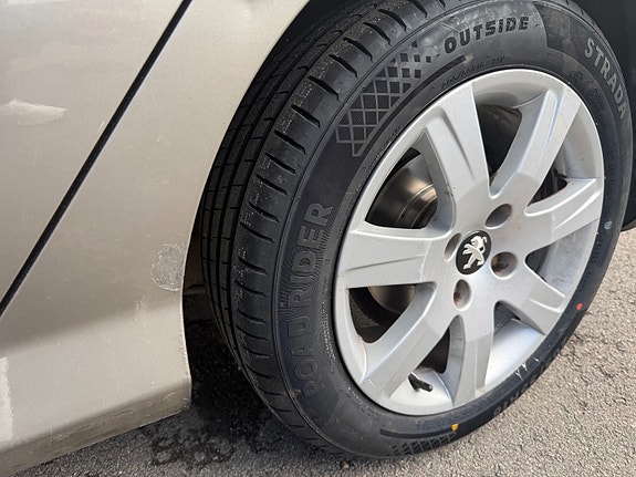Peugeot 308 23 of 25