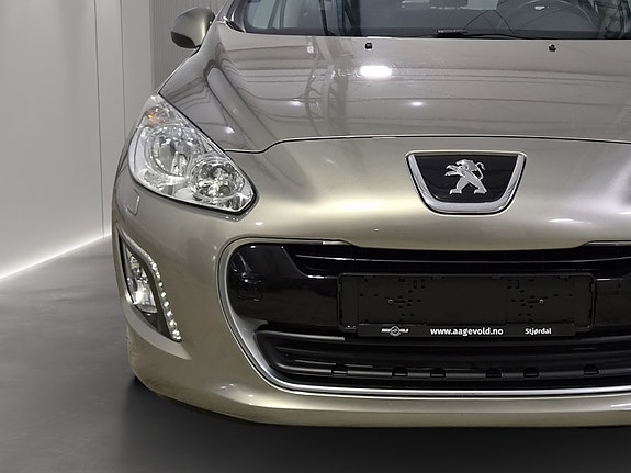 Peugeot 308 3 of 25