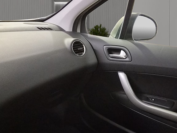 Peugeot 308 16 of 25