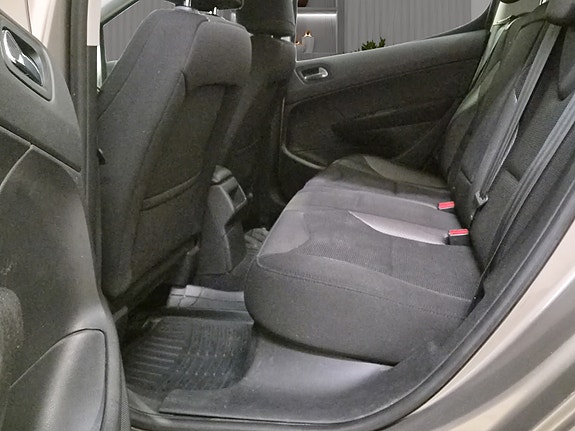 Peugeot 308 18 of 25