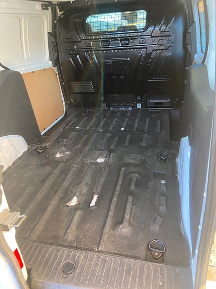 Ford Transit Connect 8 of 9