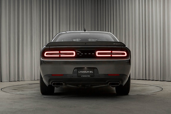 Dodge Challenger 18 of 30
