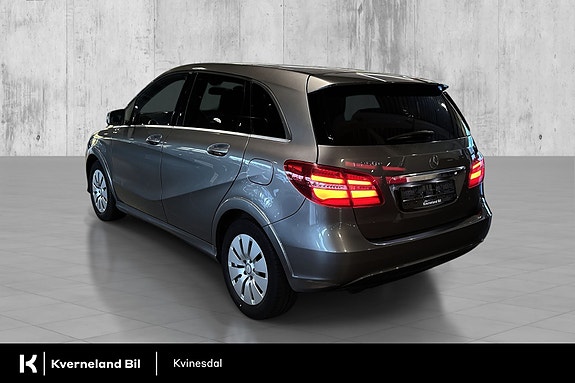 Mercedes-Benz B250 e 7 of 27